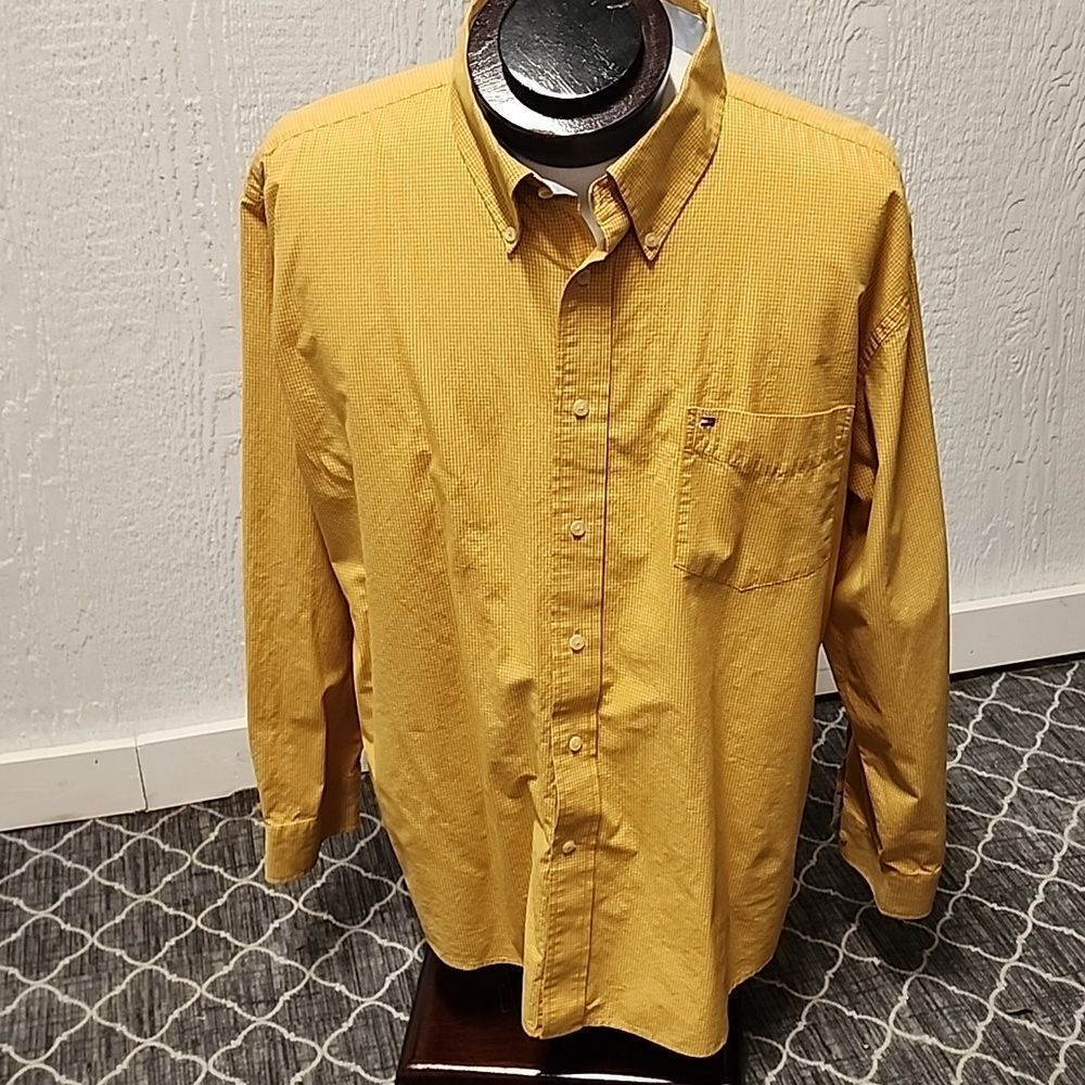 Tommy Hilfiger Button down shirt